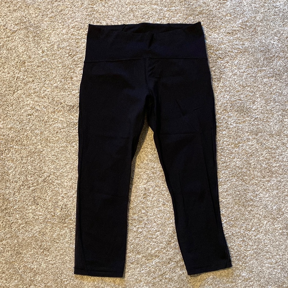 Lululemon high rise crop leggings, black, size 10